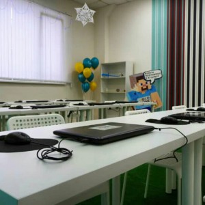 KIBERone для будущих КиберГероев в Ижевске! - КИБЕРшкола программирования для детей, компьютерные курсы для школьников, начинающих и подростков - KIBERone г. Снежинск